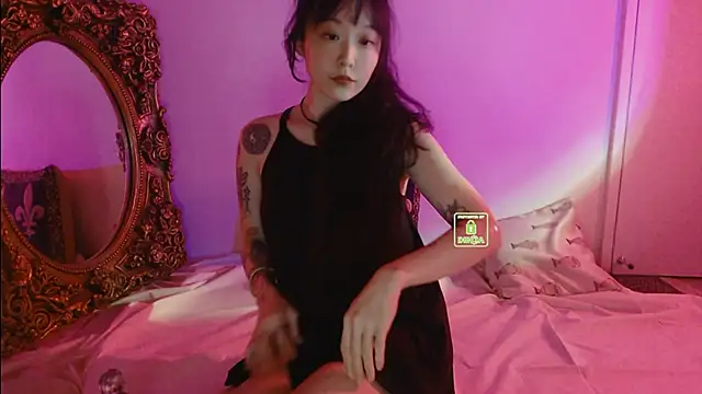Etherealcat33 online show from 19, 4, 2026