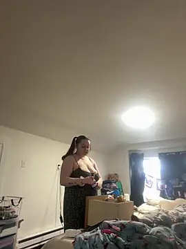 mommyxxmilkerxx online show from 14, 4, 2026