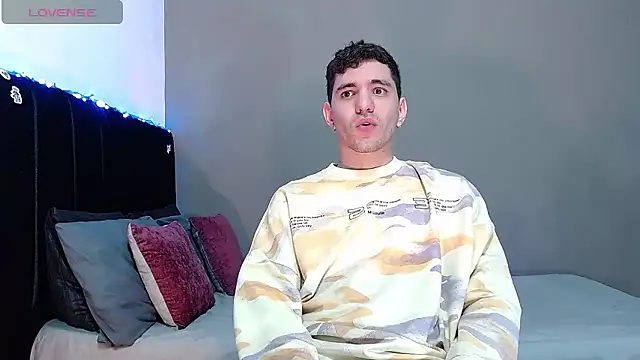 Matteo12  online show from 9, 1, 2026