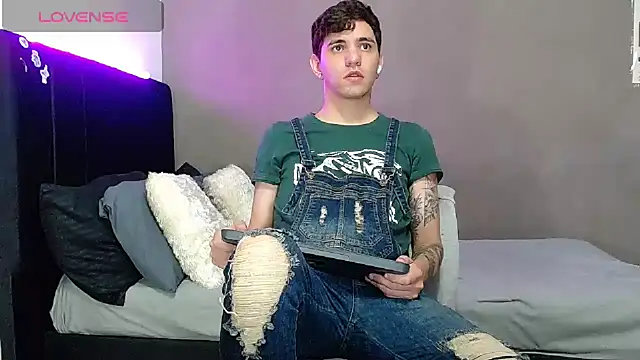 Matteo12  online show from 3, 4, 2026