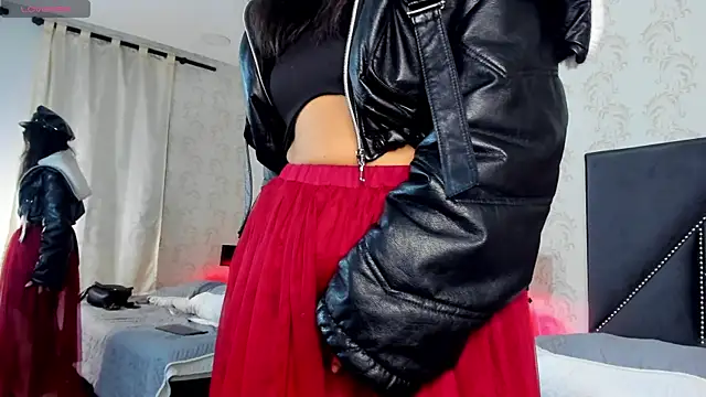 Snapshot of white_leti chatting on 31, 10, 2025 white leti online show from 31, 10, 2025