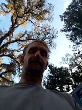 Snapshot of Hungwell1515 chatting on 6, 3, 2026 Hungwell1515 online show from 6, 3, 2026