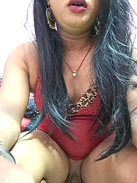 Snapshot of tharki-anand chatting on 18, 7, 2026 tharki-anand online show from 18, 7, 2026