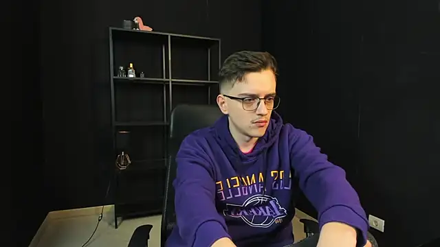 Snapshot of FelixStarkk chatting on 30, 4, 2026 FelixStarkk online show from 30, 4, 2026