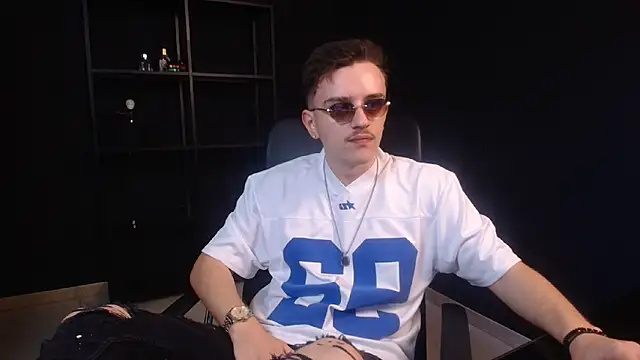 Snapshot of FelixStarkk chatting on 6, 6, 2026 FelixStarkk online show from 6, 6, 2026