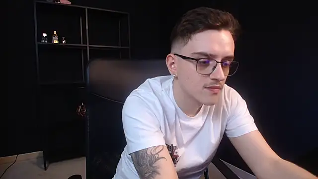 Snapshot of FelixStarkk chatting on 16, 5, 2026 FelixStarkk online show from 16, 5, 2026