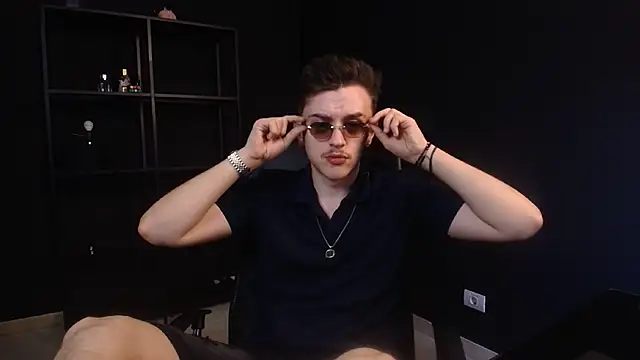 Snapshot of FelixStarkk chatting on 1, 6, 2026 FelixStarkk online show from 1, 6, 2026