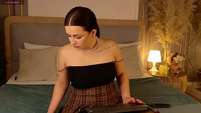 LanaElise online show from 9, 1, 2026