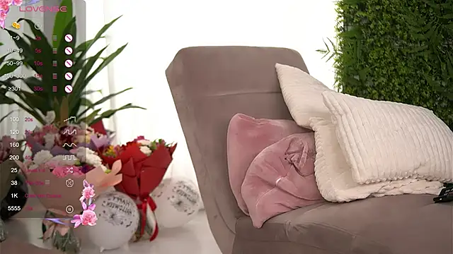 Snapshot of FreyaHeart chatting on 3, 11, 2025 FreyaHeart online show from 3, 11, 2025