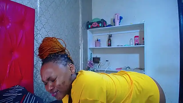 ItsMsBankss02 online show from 19, 11, 2025