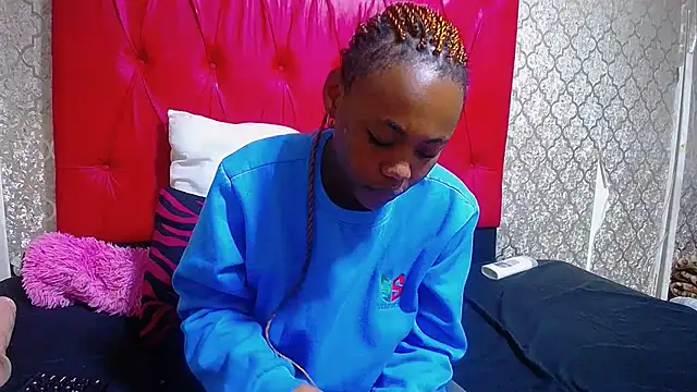 ItsMsBankss02 online show from 7, 11, 2025