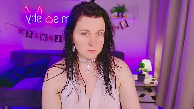 Snapshot of love_me__tonight_ chatting on 28, 10, 2025 love me tonight online show from 28, 10, 2025