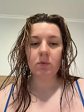 Snapshot of love_me__tonight_ chatting on 19, 6, 2026 love me tonight online show from 19, 6, 2026