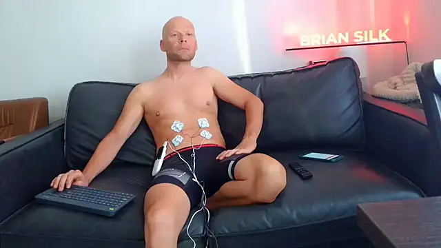 Snapshot of BRIANSILK77 chatting on 29, 5, 2026 BRIANSILK77 online show from 29, 5, 2026