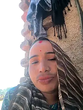 Snapshot of Hot_raaani chatting on 18, 12, 2025 Hot raaani online show from 18, 12, 2025