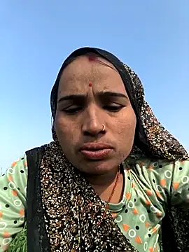 Snapshot of Hot_raaani chatting on 19, 12, 2025 Hot raaani online show from 19, 12, 2025