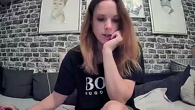 SexyMilf 37 online show from 28, 9, 2025
