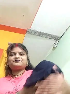 Hot mirchjii online show from 28, 10, 2025