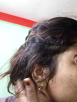 Hot mirchjii online show from 19, 10, 2025