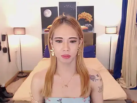 Snapshot of PreciousAmore chatting on 19, 11, 2025 PreciousAmore online show from 19, 11, 2025