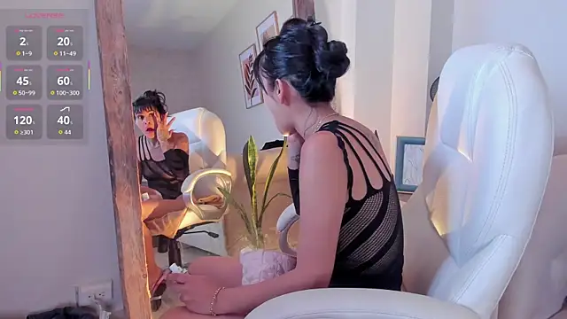 Emilly Beaumont online show from 9, 11, 2025