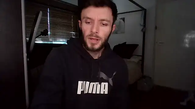 Snapshot of MasterJakeJohns chatting on 21, 11, 2025 MasterJakeJohns online show from 21, 11, 2025