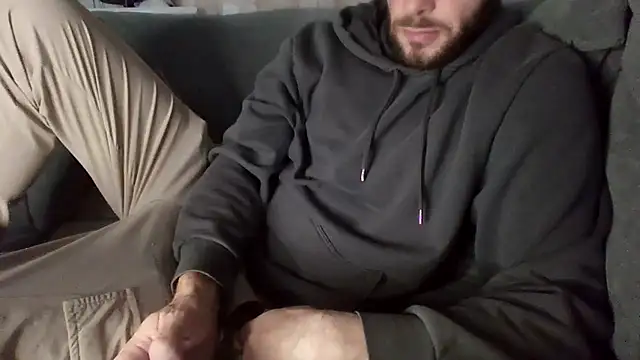 Snapshot of MasterJakeJohns chatting on 11, 11, 2025 MasterJakeJohns online show from 11, 11, 2025