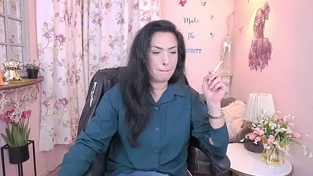 Snapshot of MyLovOne chatting on 22, 11, 2025 MyLovOne online show from 22, 11, 2025