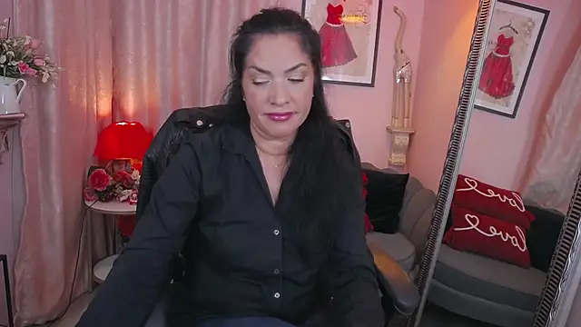 Snapshot of MyLovOne chatting on 13, 10, 2025 MyLovOne online show from 13, 10, 2025