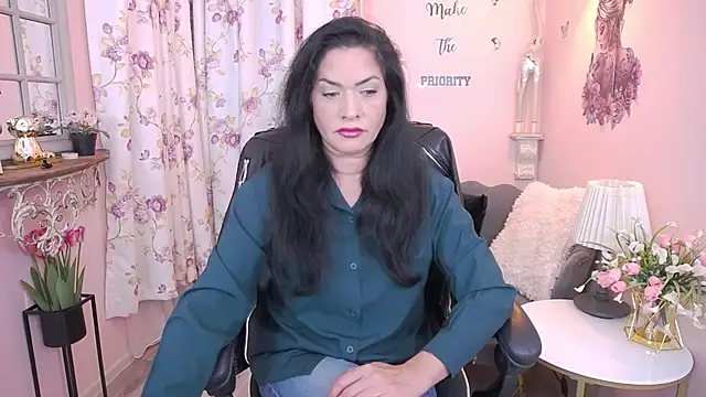 MyLovOne online show from 4, 12, 2025