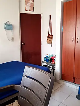 saenz eymi online show from 28, 2, 2026