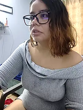 Snapshot of saenz_eymi chatting on 14, 6, 2026 saenz eymi online show from 14, 6, 2026