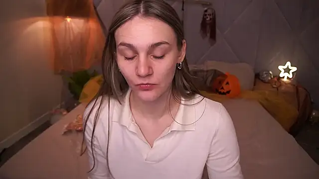 DiamondGoldie online show from 1, 11, 2025