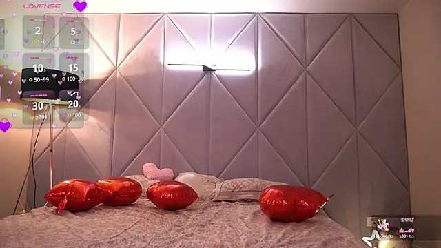 DiamondGoldie online show from 22, 2, 2026