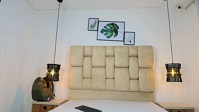 Cinthiabaker online show from 8, 4, 2026