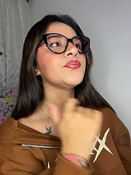 Snapshot of Linda_Bellucci chatting on 2, 5, 2026 Linda Bellucci online show from 2, 5, 2026