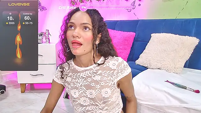 Karen Ariass online show from 28, 11, 2025