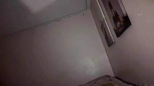 sabrina cutieee69 online show from 13, 3, 2026