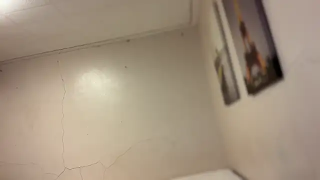 sabrina cutieee69 online show from 15, 3, 2026