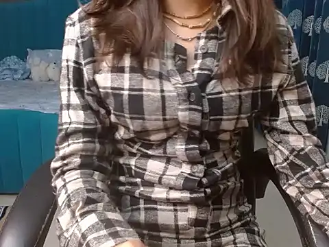 Urlove lily online show from 24, 10, 2025