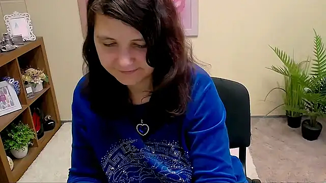 TwoBigSuns online show from 2, 3, 2026