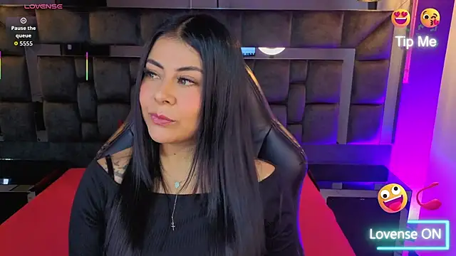 Aniajoness  online show from 3, 3, 2026