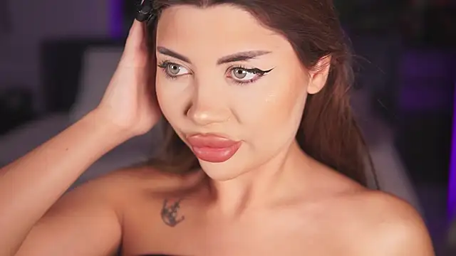 Monique Celeste online show from 25, 4, 2026