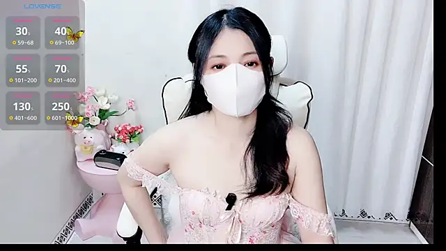 phuongnhi  online show from 7, 4, 2026