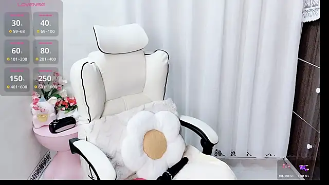 phuongnhi  online show from 29, 3, 2026