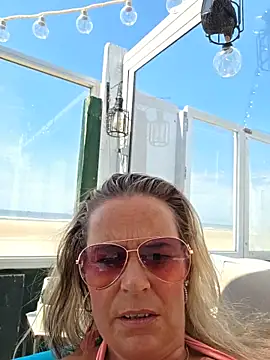 Snapshot of Mrs-Aurora chatting on 16, 6, 2026 Mrs-Aurora online show from 16, 6, 2026
