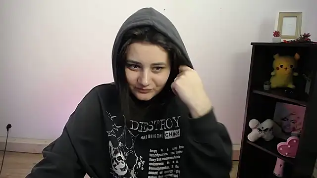 Katrin kiss  online show from 23, 2, 2026