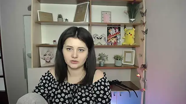 Katrin kiss  online show from 29, 3, 2026