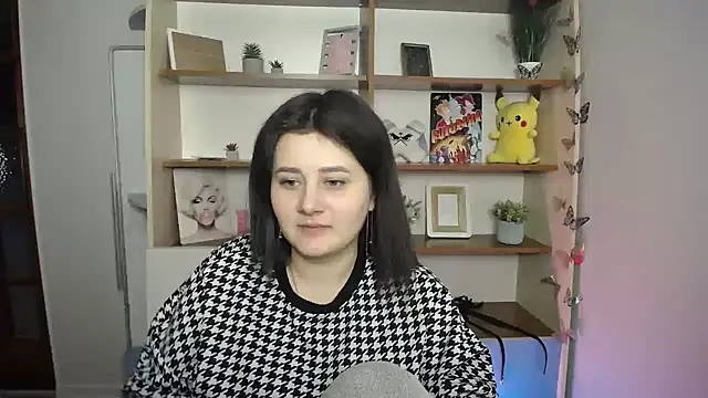 Katrin kiss  online show from 1, 4, 2026