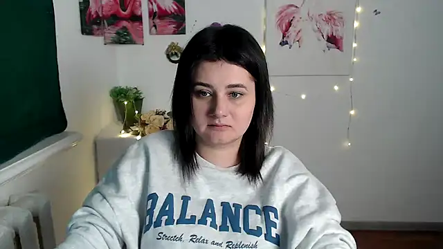 Katrin kiss  online show from 4, 10, 2025